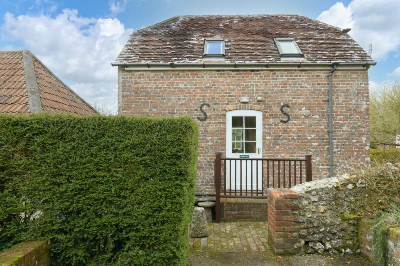 Luccombe Farm Holiday Cottages Milton Abbas Exterior foto